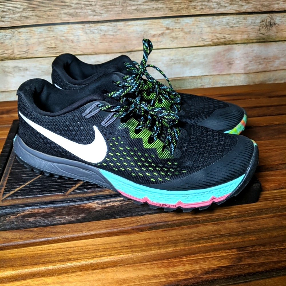 Nike Women Shoe Zoom Kiger Size 9 Athletic Sneaker Trail Running Pre Owned